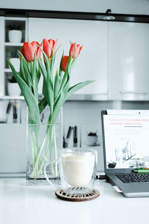 Tips for Creating a Relaxing Home Workspace That Boosts Productivity